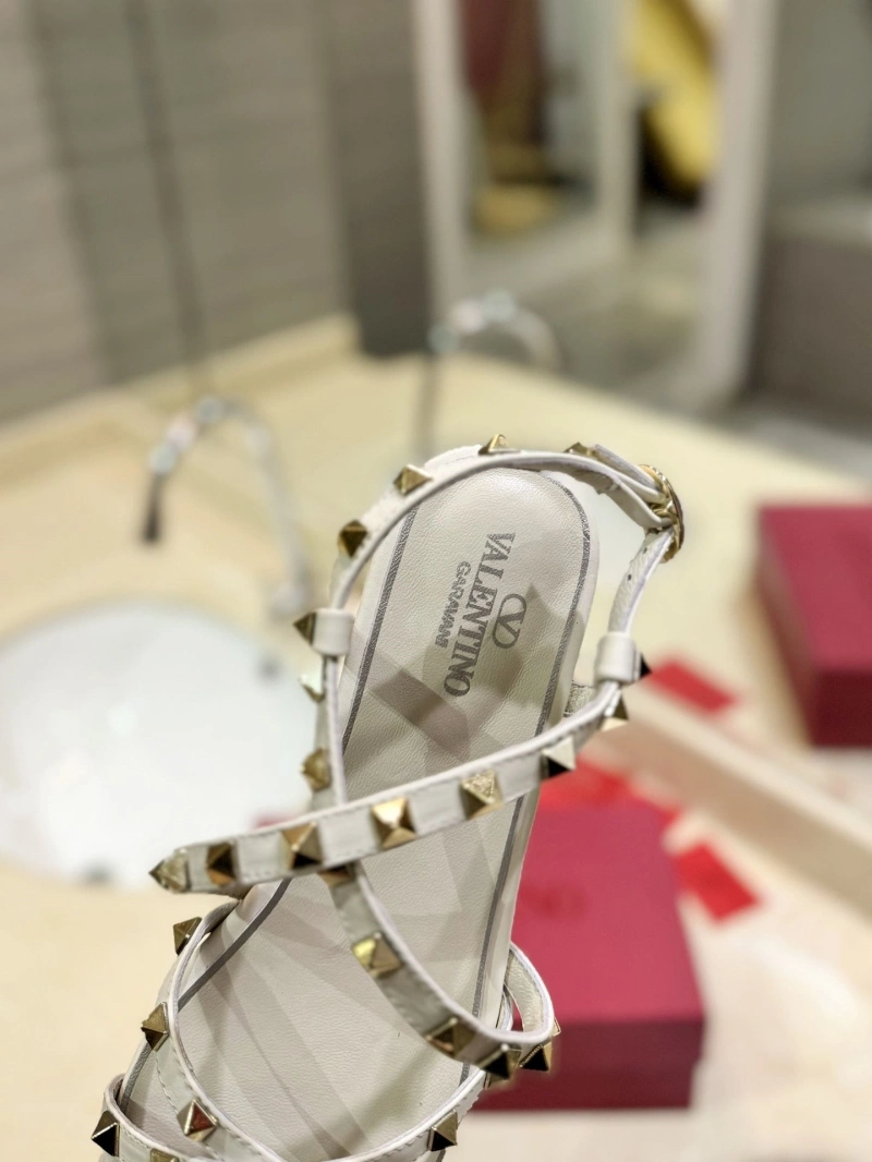 Practical Vxlxntino Sandals 230876