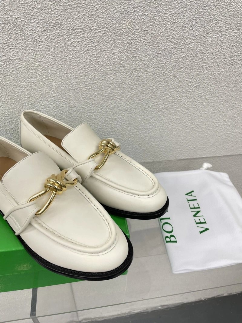 Vibrant Bxttxga Vxnxta Leather Shoes 112974