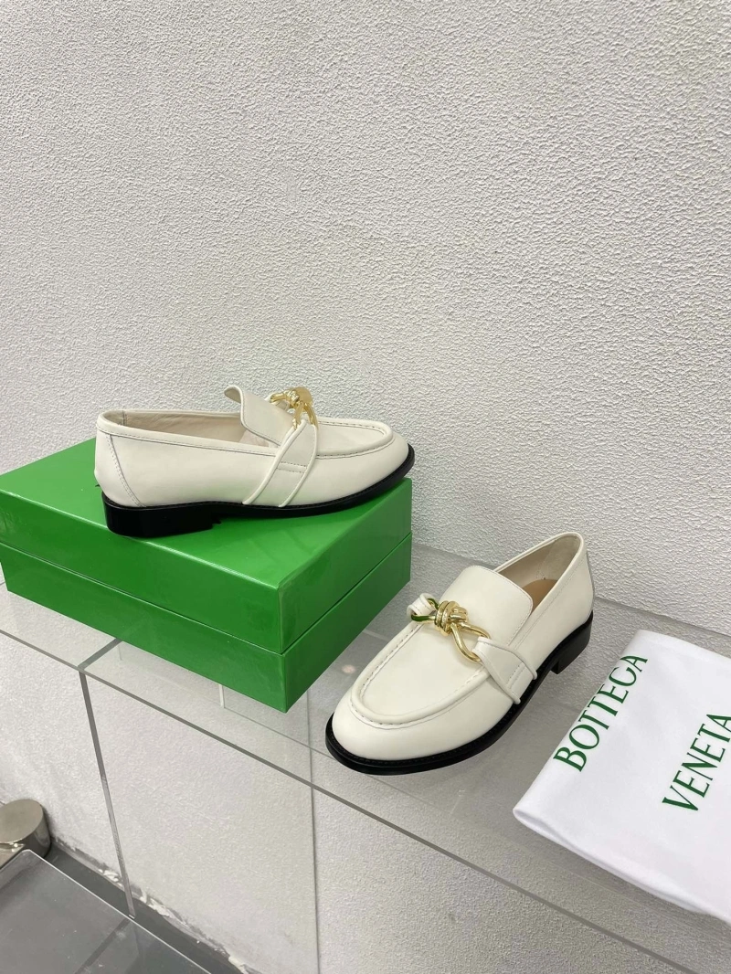 Vibrant Bxttxga Vxnxta Leather Shoes 112974