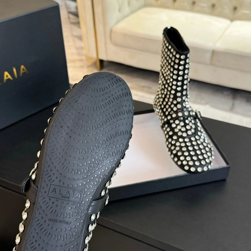 WellDesigned Othxr Boots 214384