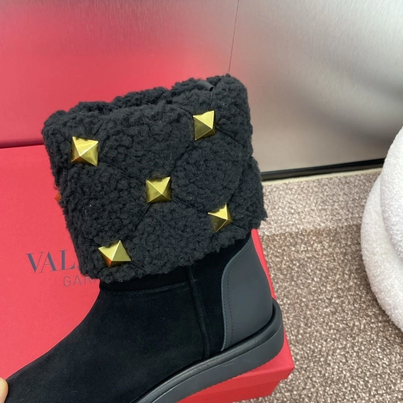 Bright Vxlxntino Boots 231015