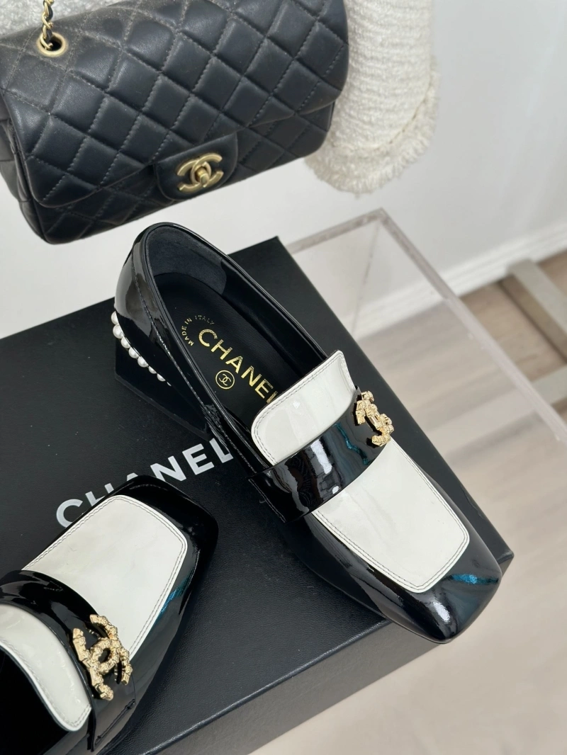 WellDesigned Chxnxl High Heels 125548