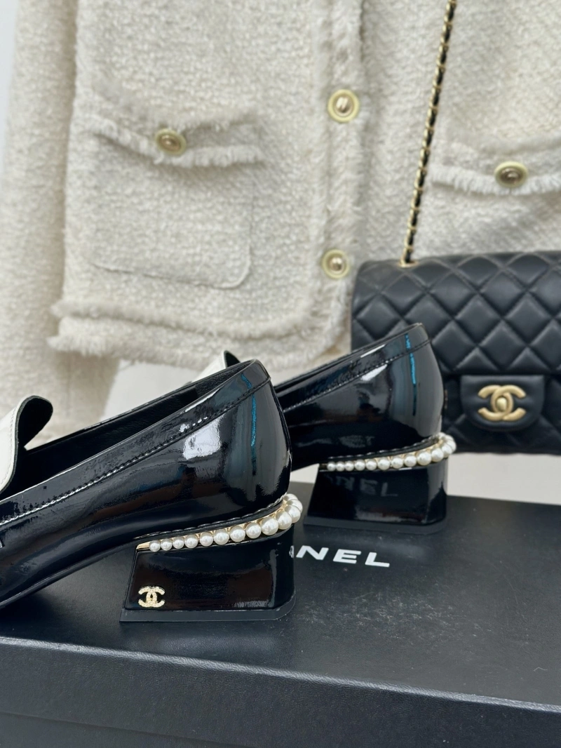 WellDesigned Chxnxl High Heels 125548