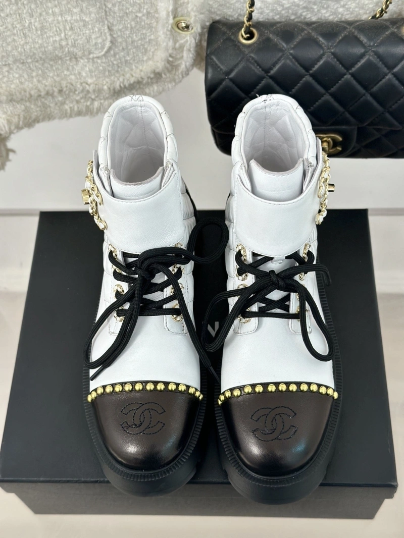 Vibrant Chxnxl Boots 125888
