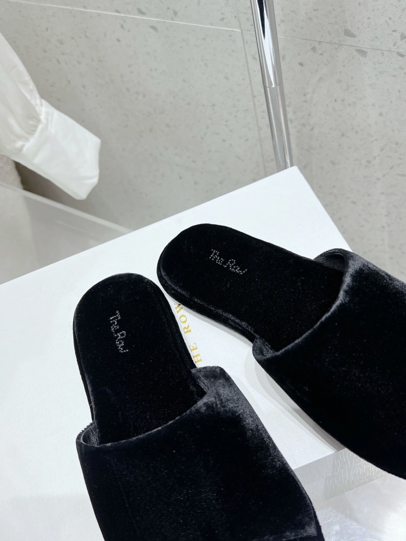 Othxr Slippers HighQuality 214180