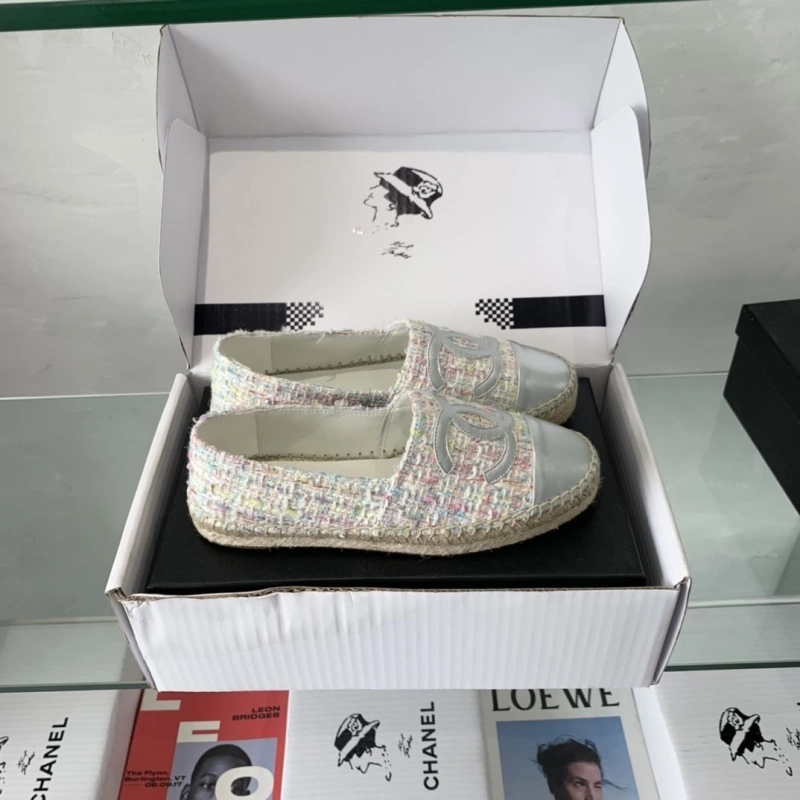 GoAnywhere Chxnxl Flat Shoes 125643