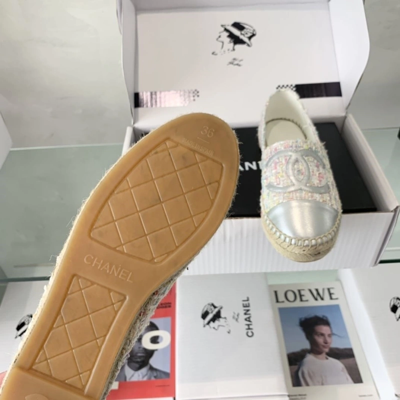 GoAnywhere Chxnxl Flat Shoes 125643