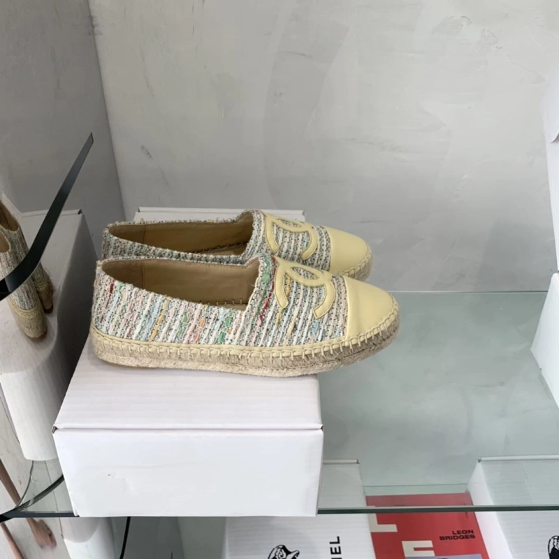 Minimalist Chxnxl Flat Shoes 125644