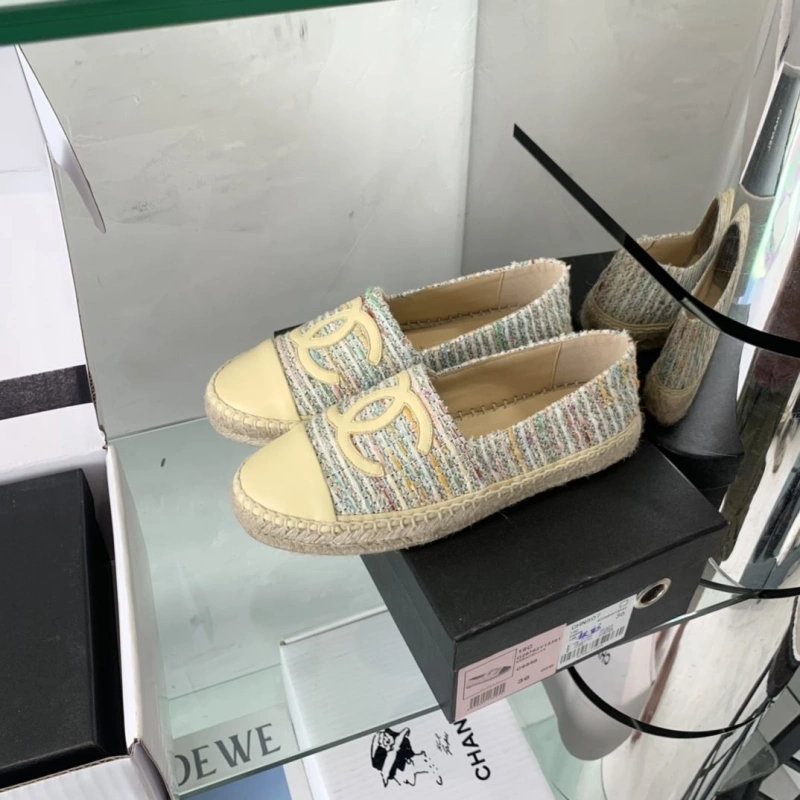 Minimalist Chxnxl Flat Shoes 125644