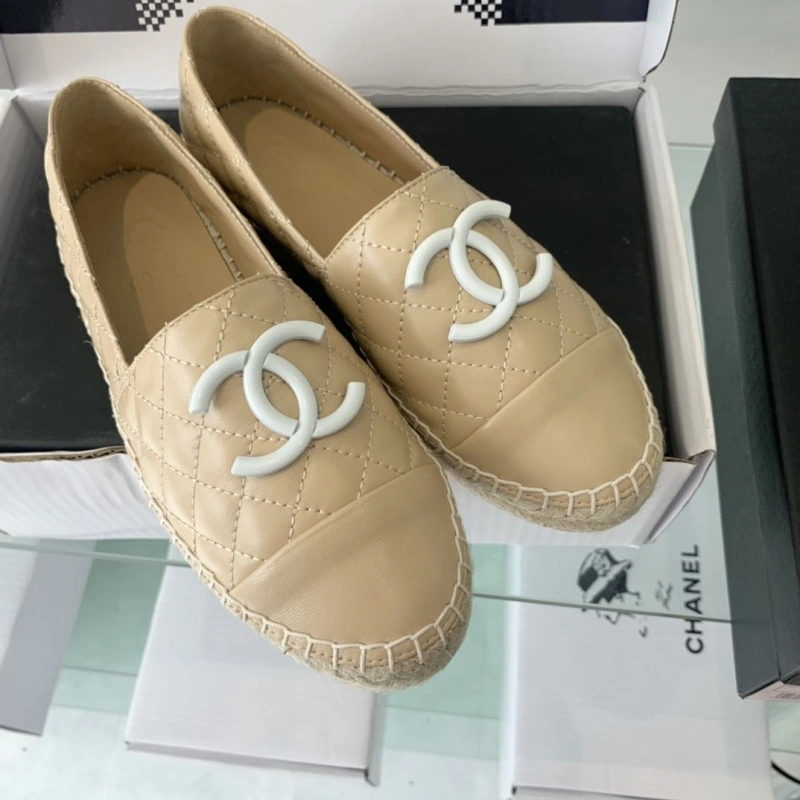 Lightweight Chxnxl Flat Shoes 125635