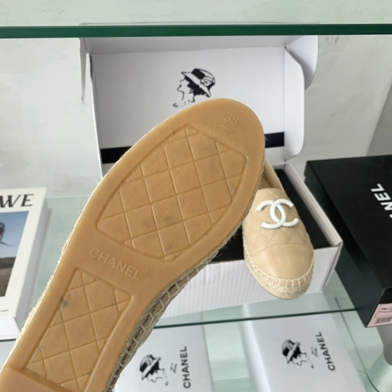Lightweight Chxnxl Flat Shoes 125635