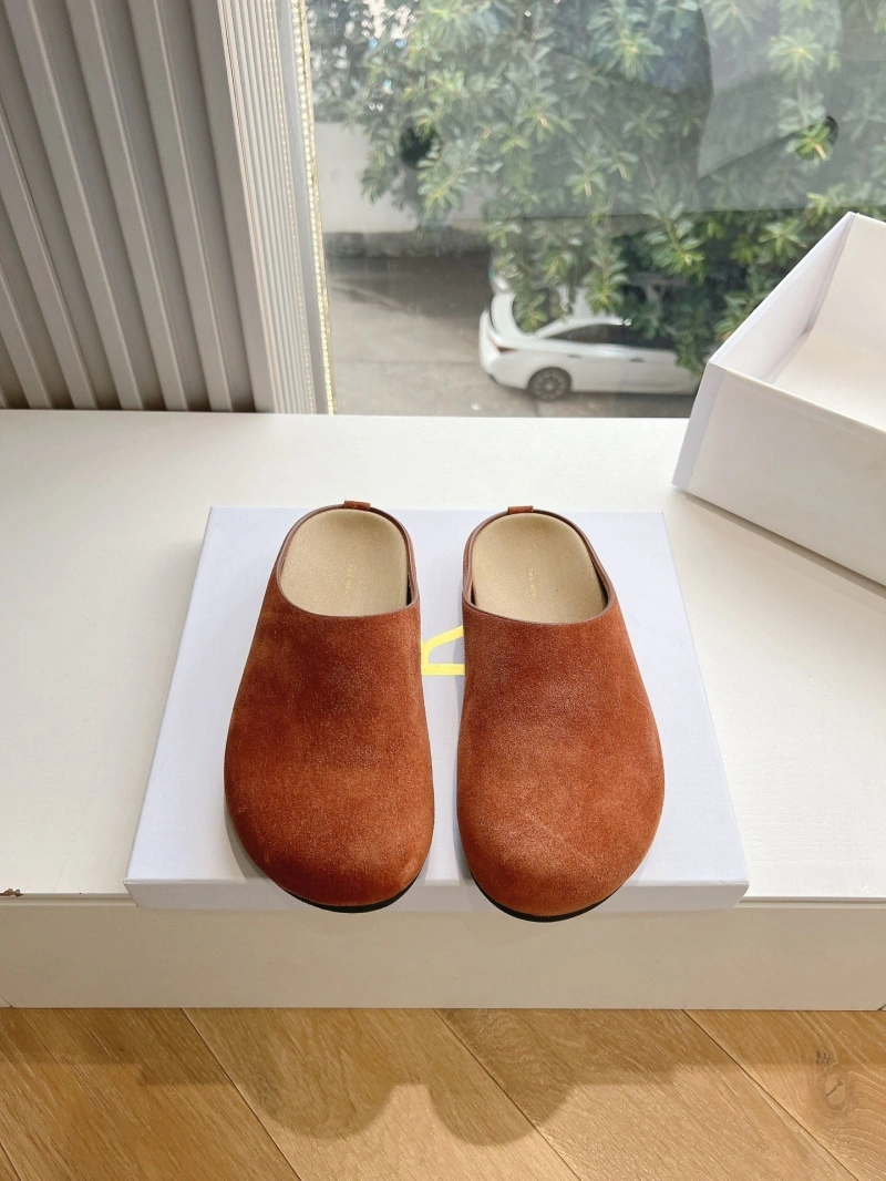 Resilient Othxr Slippers 214165