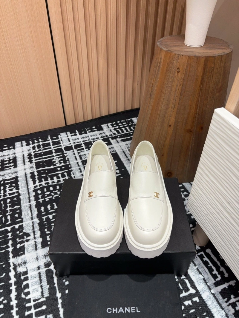 Resilient Chxnxl Leather Shoes 125493