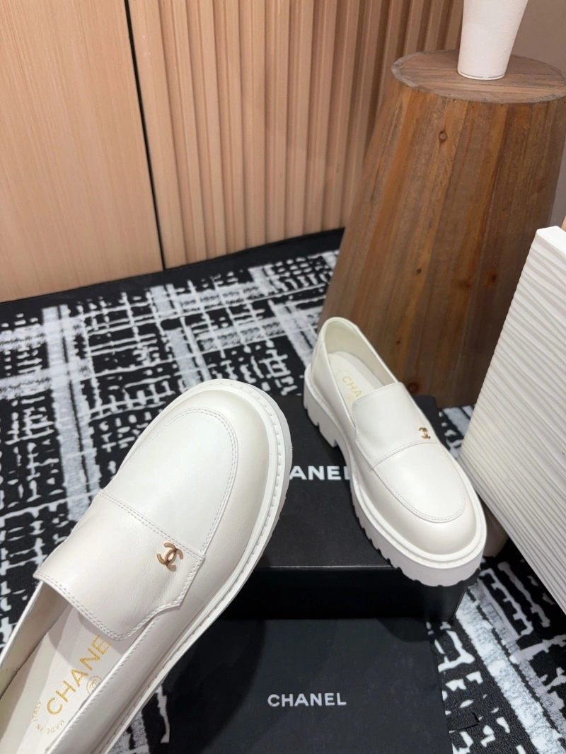 Resilient Chxnxl Leather Shoes 125493