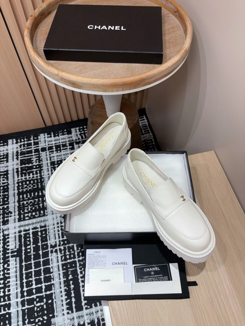 Resilient Chxnxl Leather Shoes 125493
