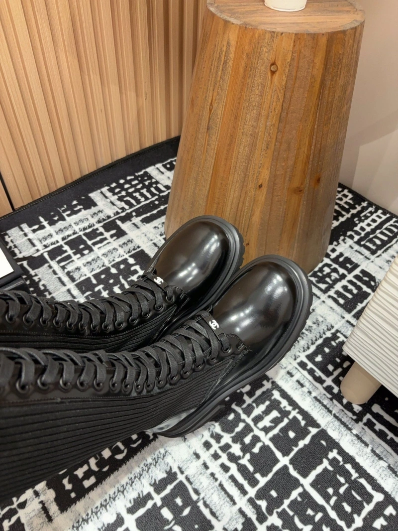 Versatile Chxnxl Boots 125860