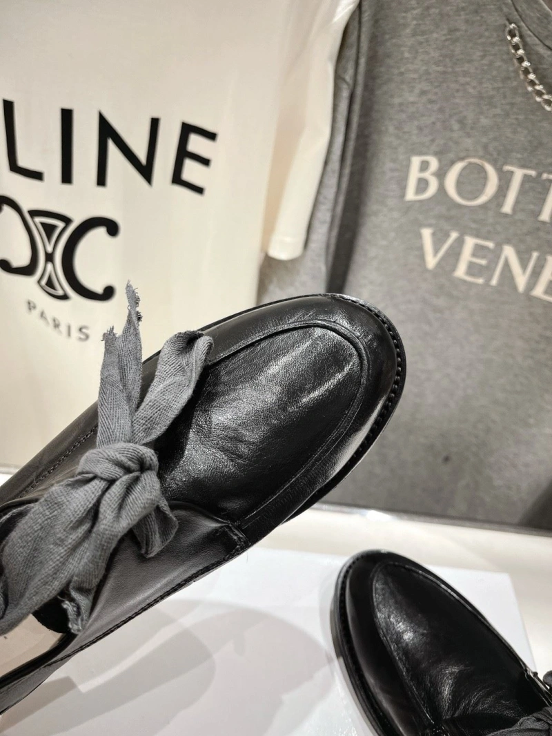 Elegant Othxr Leather Shoes 214188