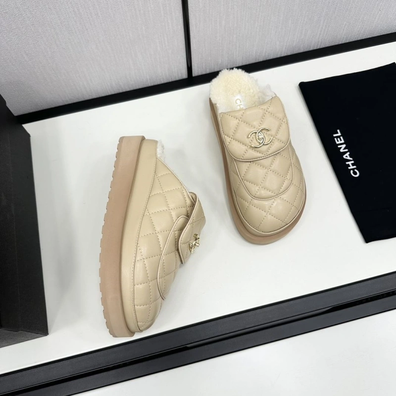 Chxnxl Slippers UrbanStyle 125437