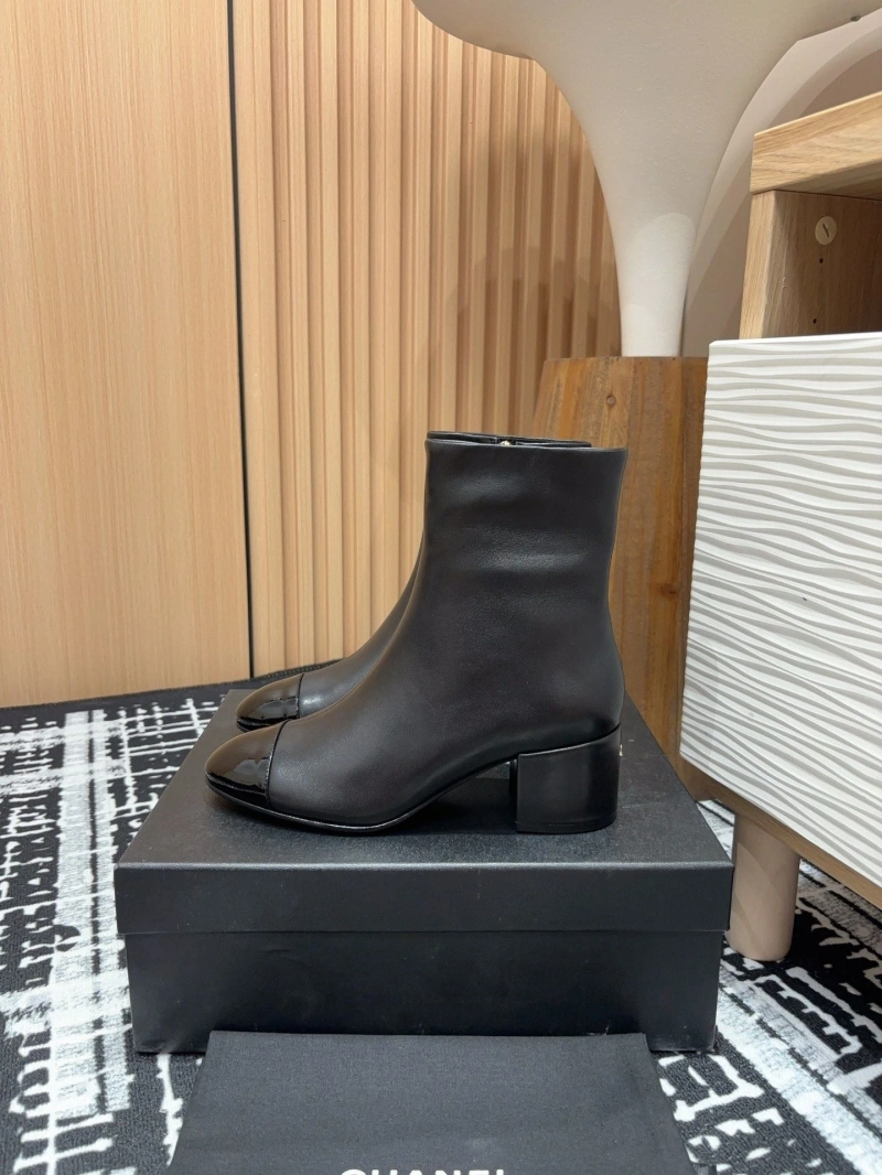Elegant Chxnxl Boots 125839