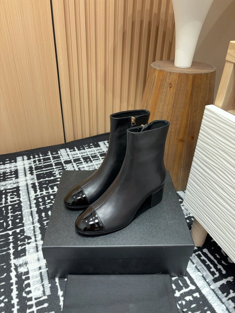 Elegant Chxnxl Boots 125839