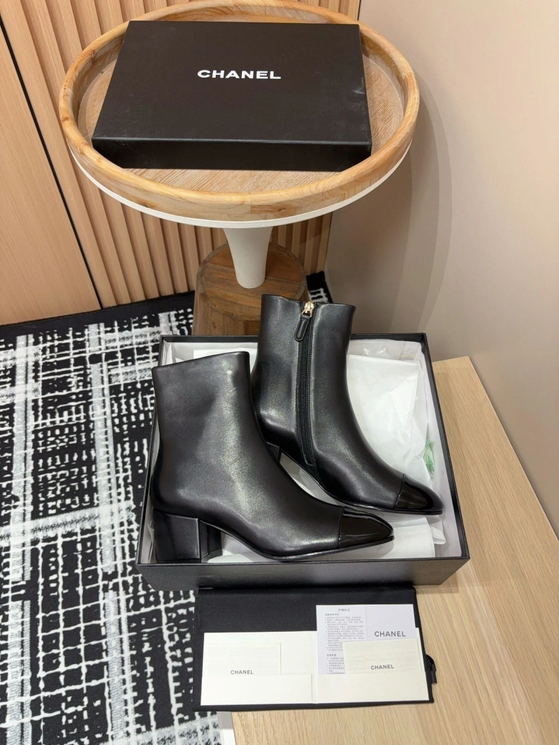 Elegant Chxnxl Boots 125839