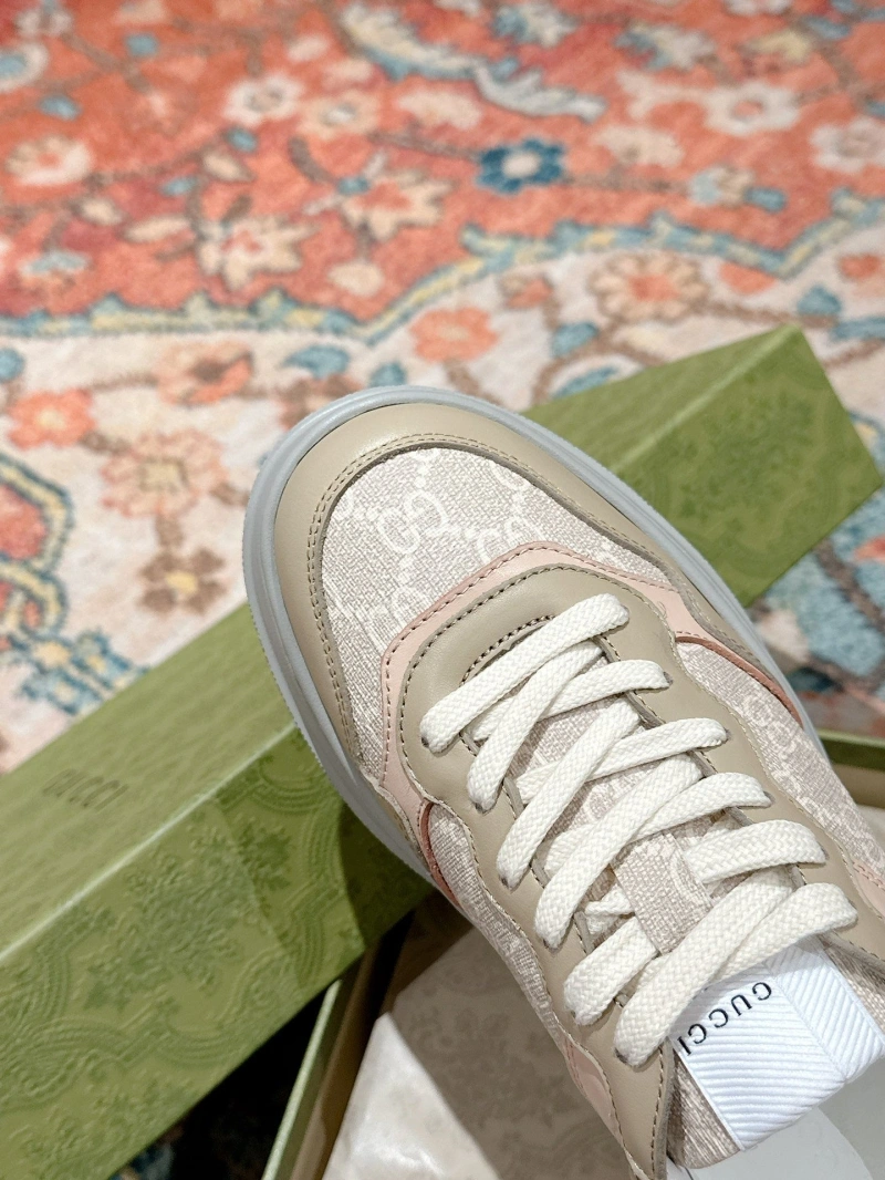 Trendsetting Gxccx Sneakers 159318