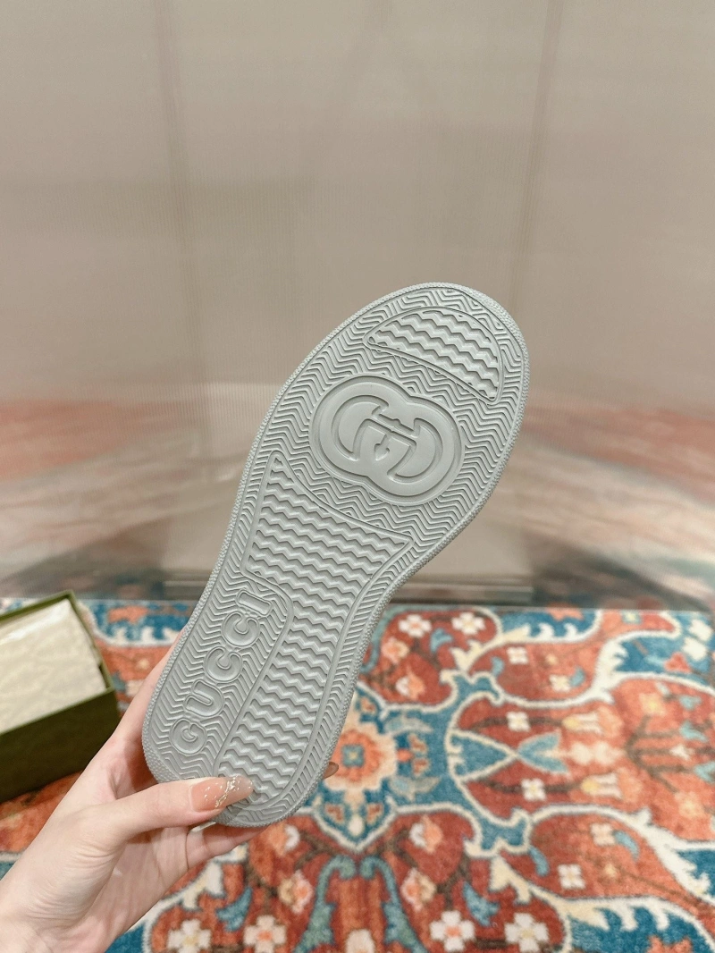 Trendsetting Gxccx Sneakers 159318