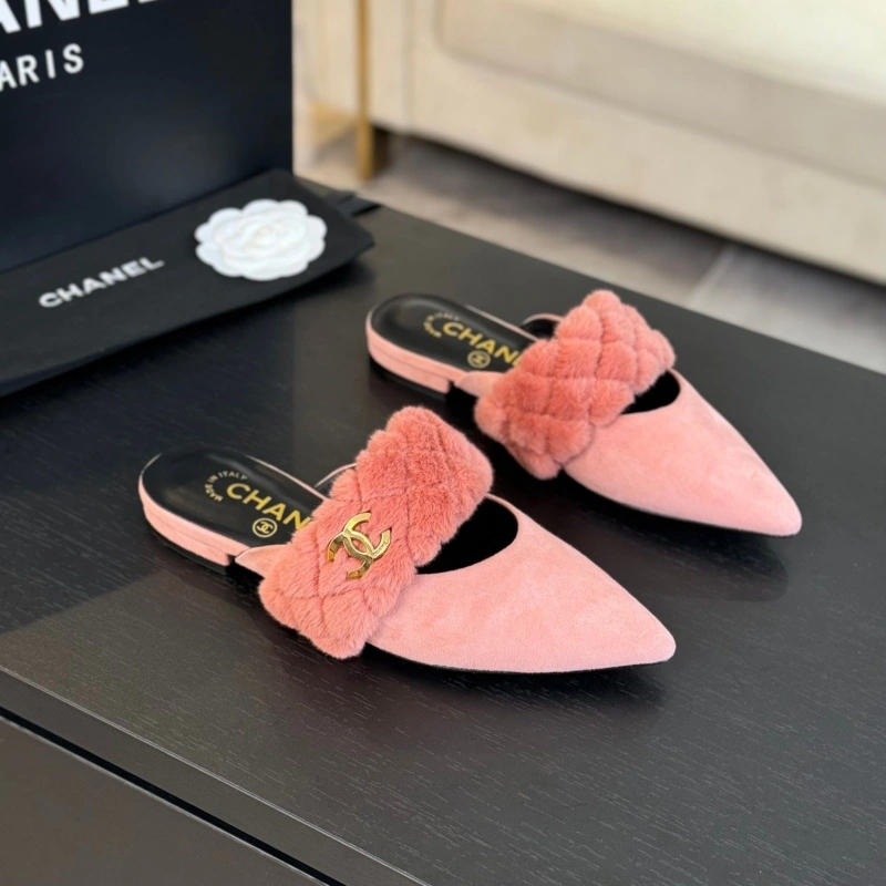 Fashionable Chxnxl Slippers 125453