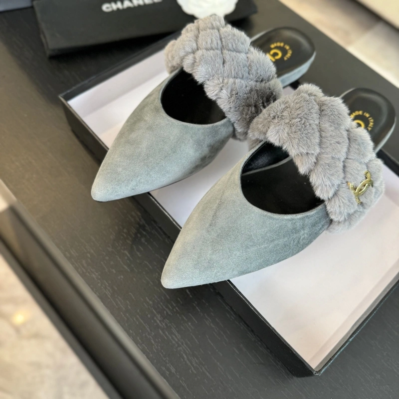 Sophisticated Chxnxl Slippers 125455