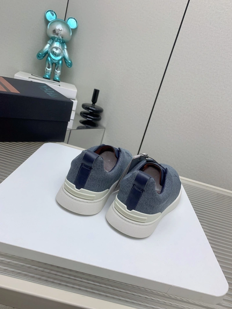 AllSeason Othxr Sneakers 214118