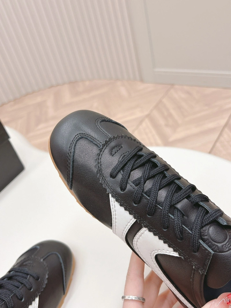 NewStyle Othxr Sneakers 214126