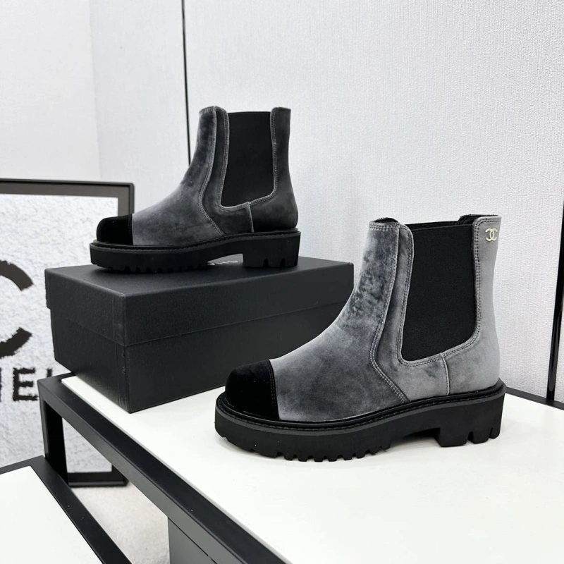 Reliable Chxnxl Boots 125836