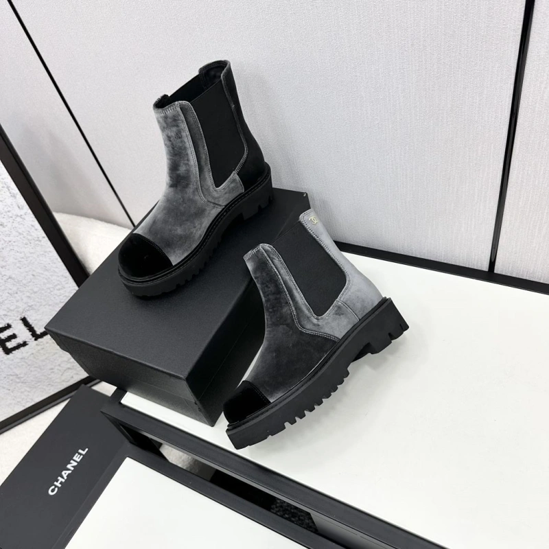 Reliable Chxnxl Boots 125836