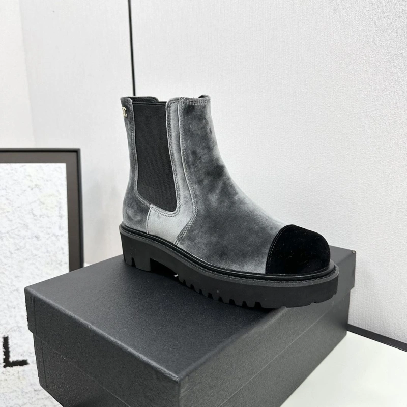 Reliable Chxnxl Boots 125836