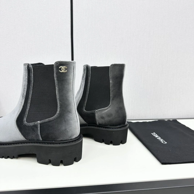 Reliable Chxnxl Boots 125836