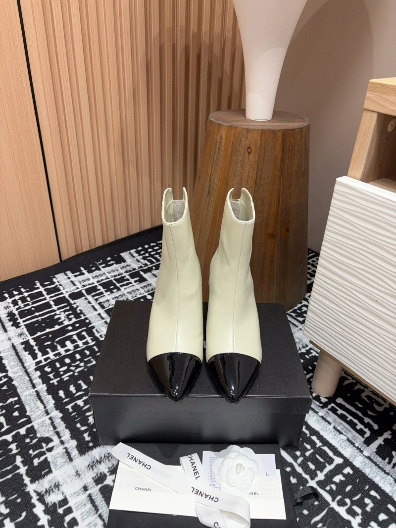 Comfortable Chxnxl Boots 125817