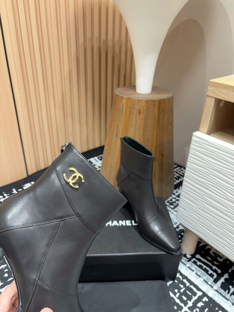 Sleek Chxnxl Boots 125813