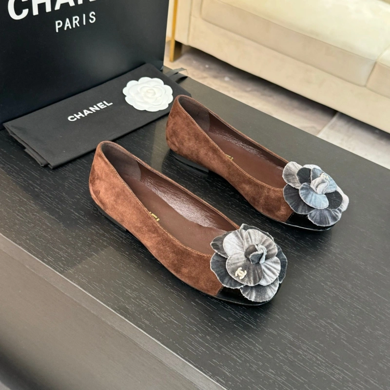 Fashionable Chxnxl Flat Shoes 125626