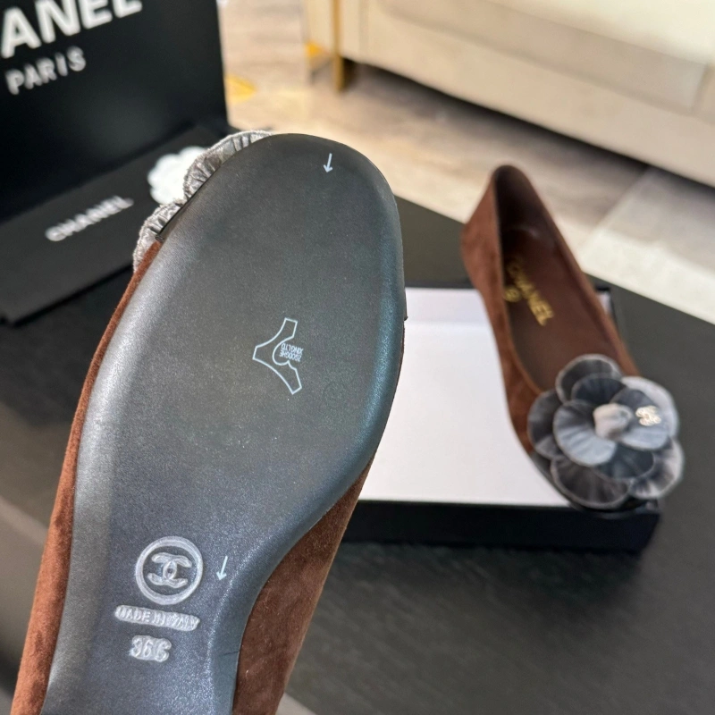 Fashionable Chxnxl Flat Shoes 125626