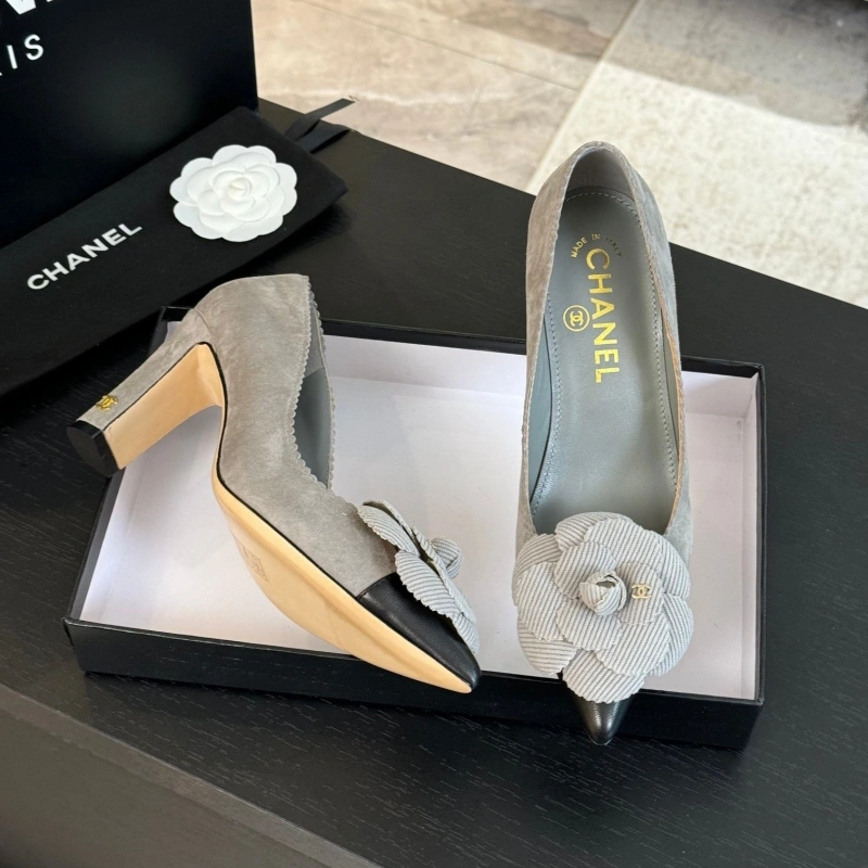 NewStyle Chxnxl High Heels 125532
