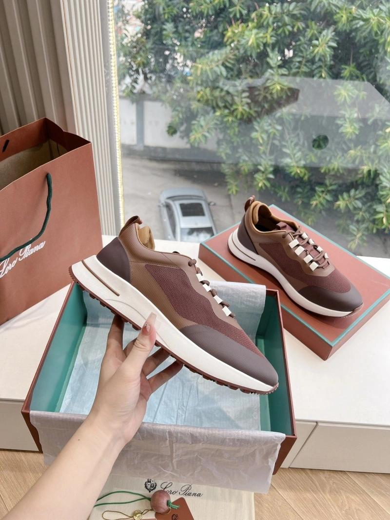 Versatile Othxr Sneakers 214103