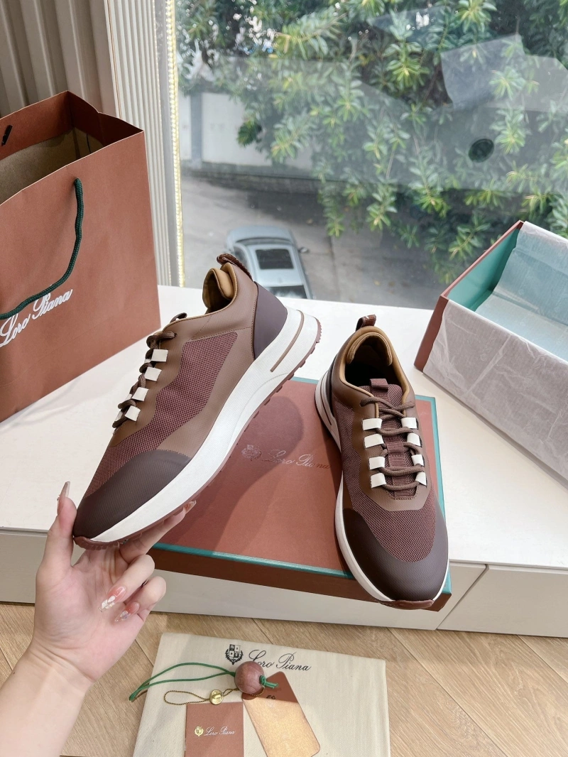 Versatile Othxr Sneakers 214103