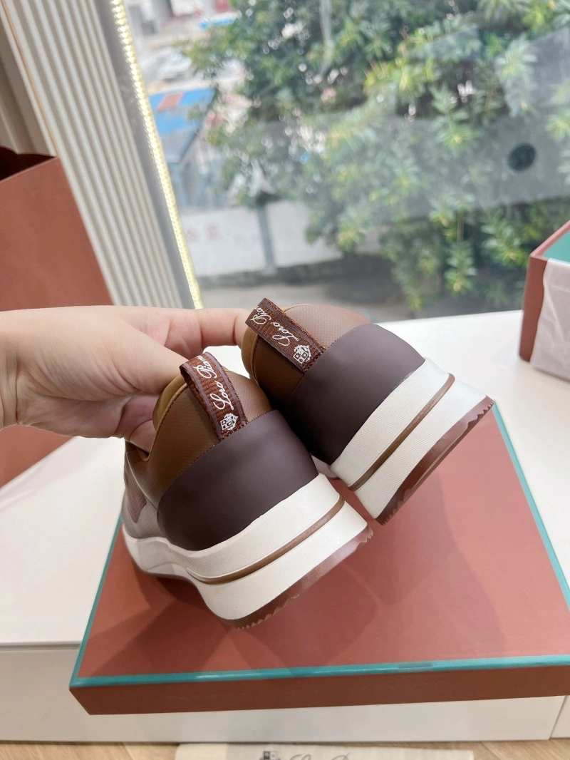 Versatile Othxr Sneakers 214103