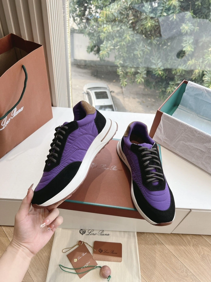 Trendsetting Othxr Sneakers 214086