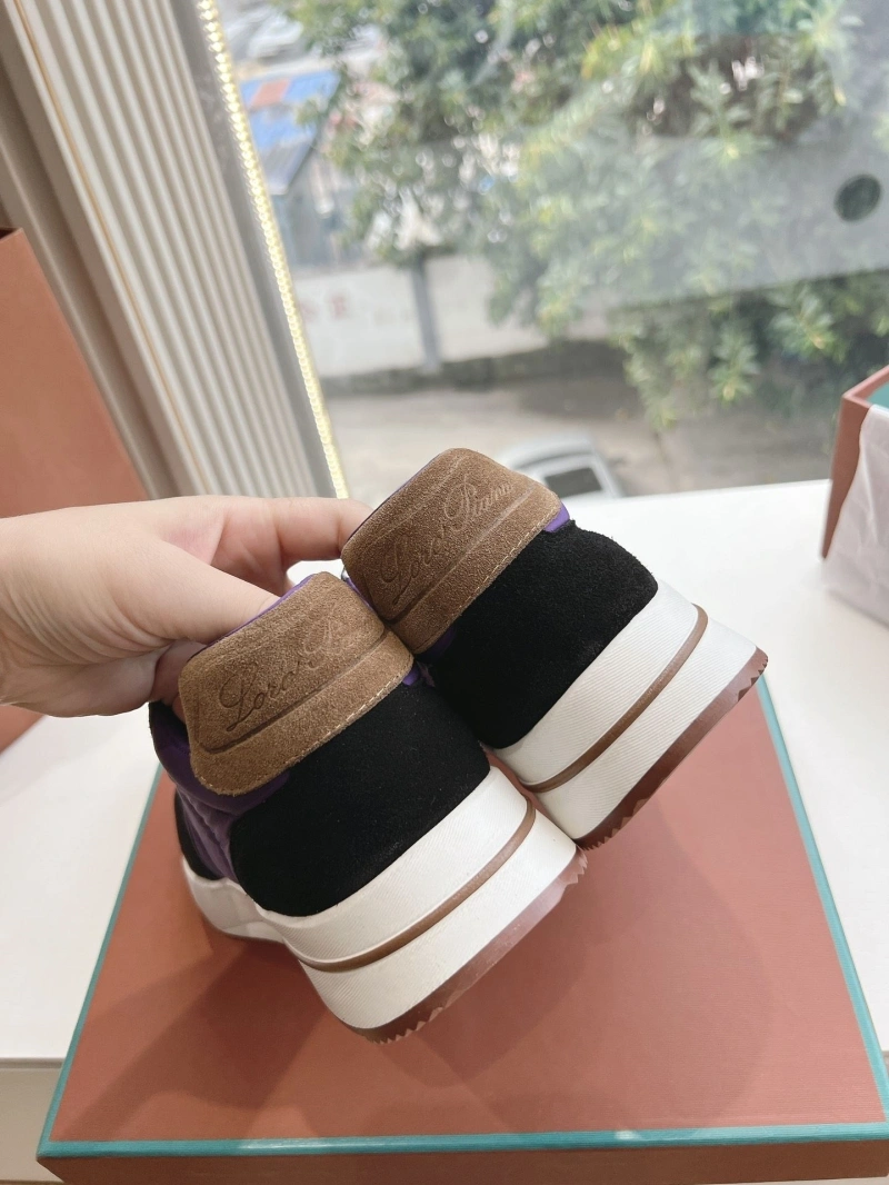 Trendsetting Othxr Sneakers 214086