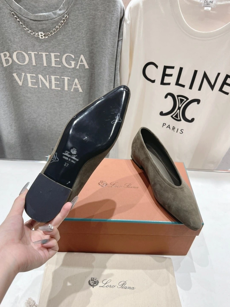 Trendsetting Othxr flat shoes 214252