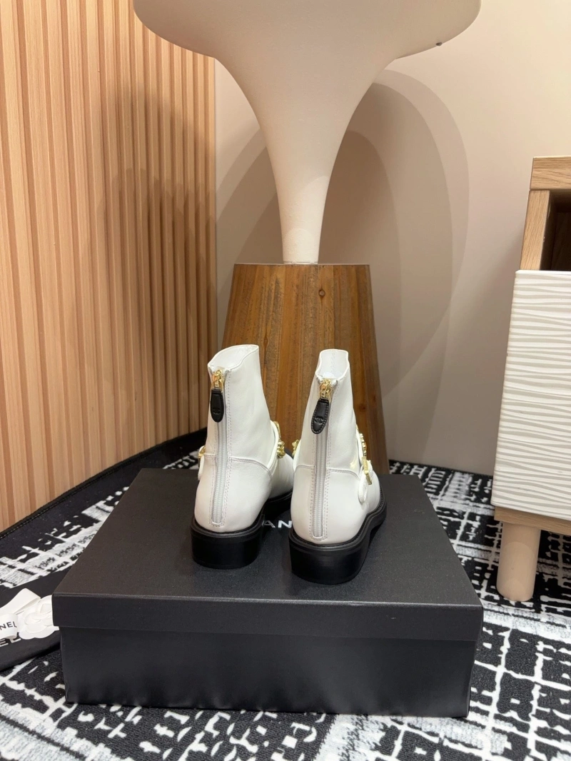 Bright Chxnxl Boots 125804