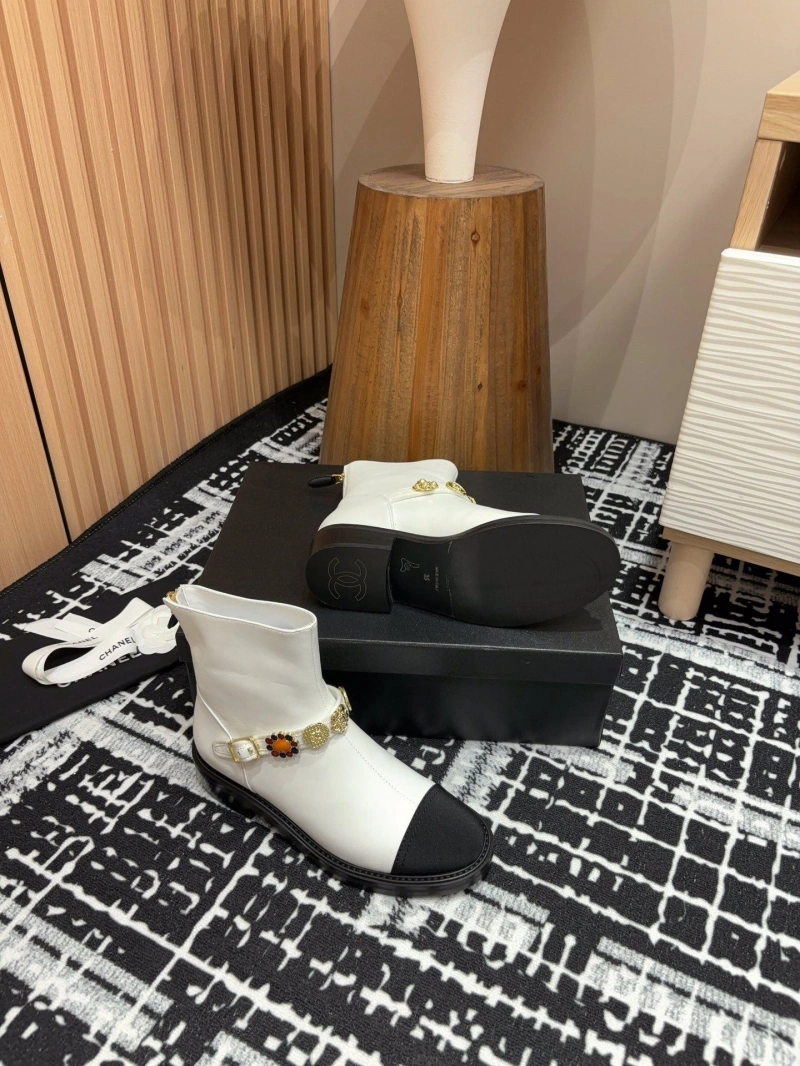 Bright Chxnxl Boots 125804
