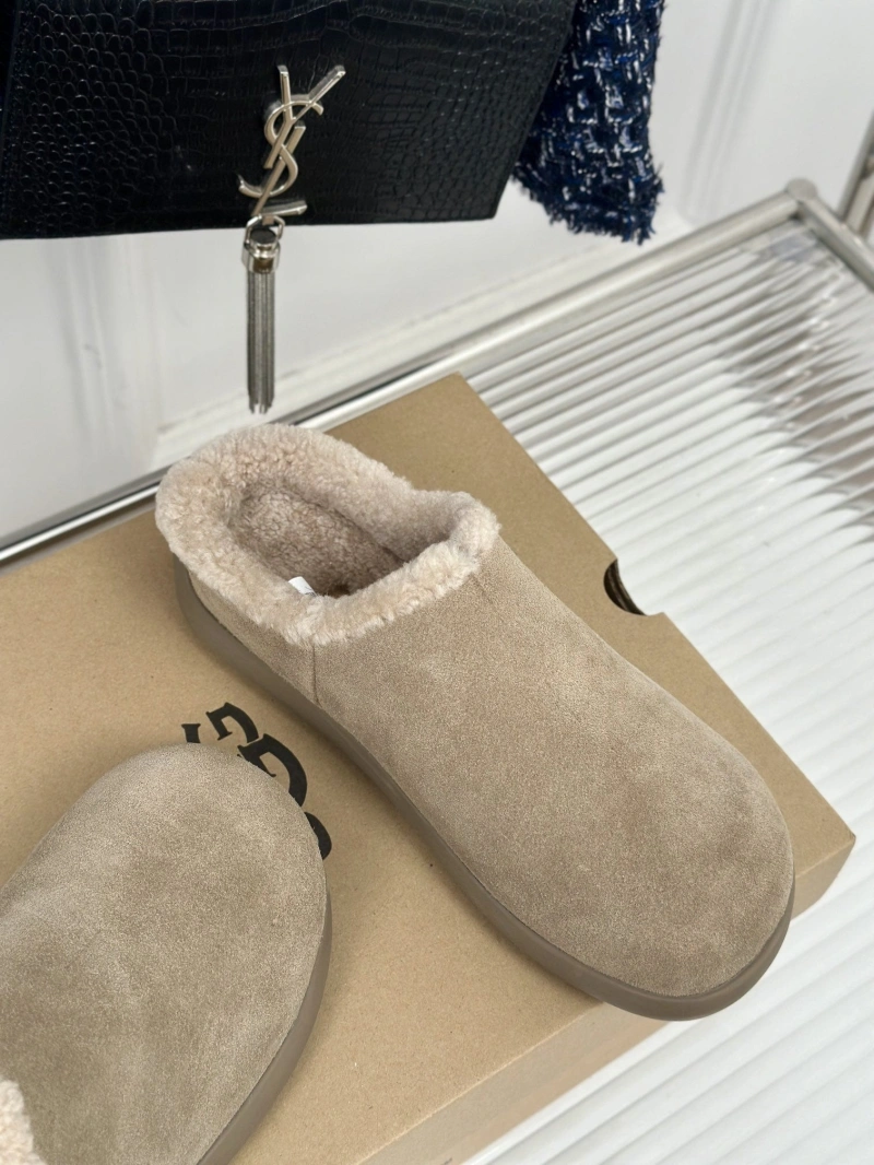 Sleek UGX Slippers 227978
