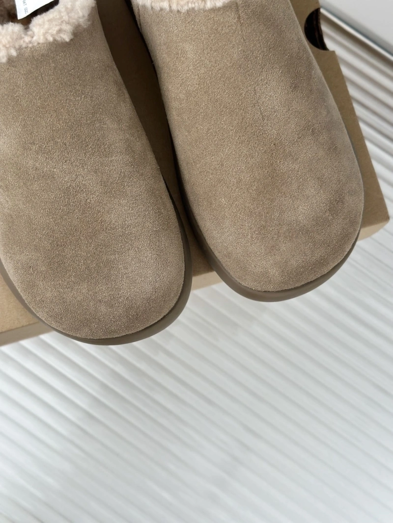 Sleek UGX Slippers 227978